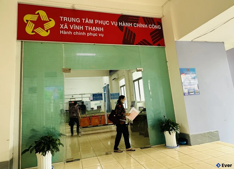 Trung tâm phục vụ hành chính công xã Vĩnh Thạnh