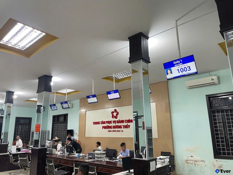 Trung tâm phục vụ hành chính phường Hương Thủy