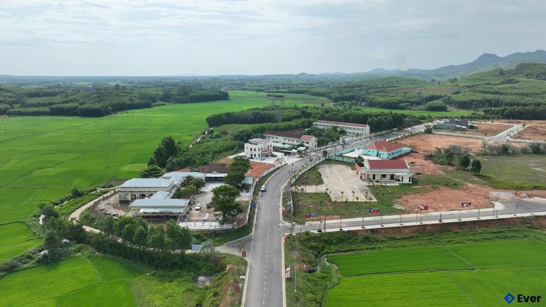 Trung tâm xã Tam Mỹ đang được đầu tư tạo diện mạo mới ở vùng nông thôn