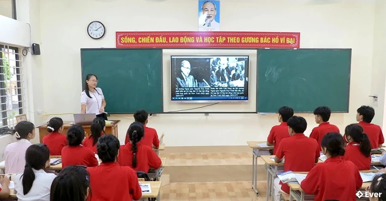 Trường phổ thông DTNT tỉnh Phú Thọ đầu tư đầy đủ trang thiết bị dạy học