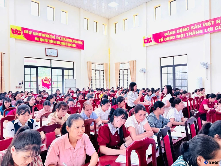 Ủy ban nhân dân xã Na Dương