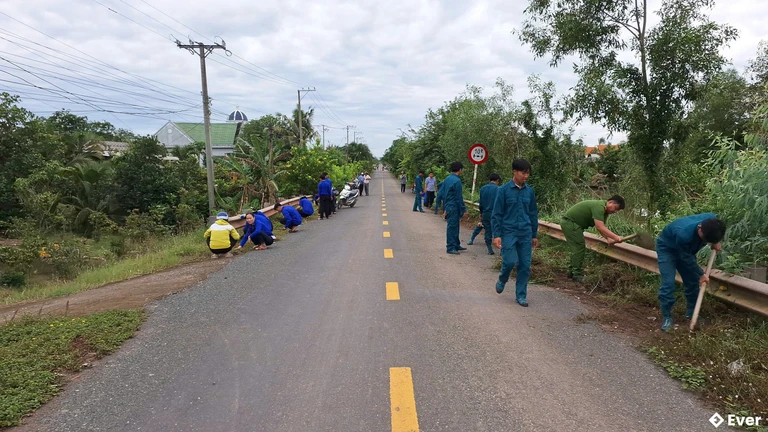 Xã Hậu Thạnh được hưởng lợi từ việc kết nối với các tuyến giao thông quan trọng
