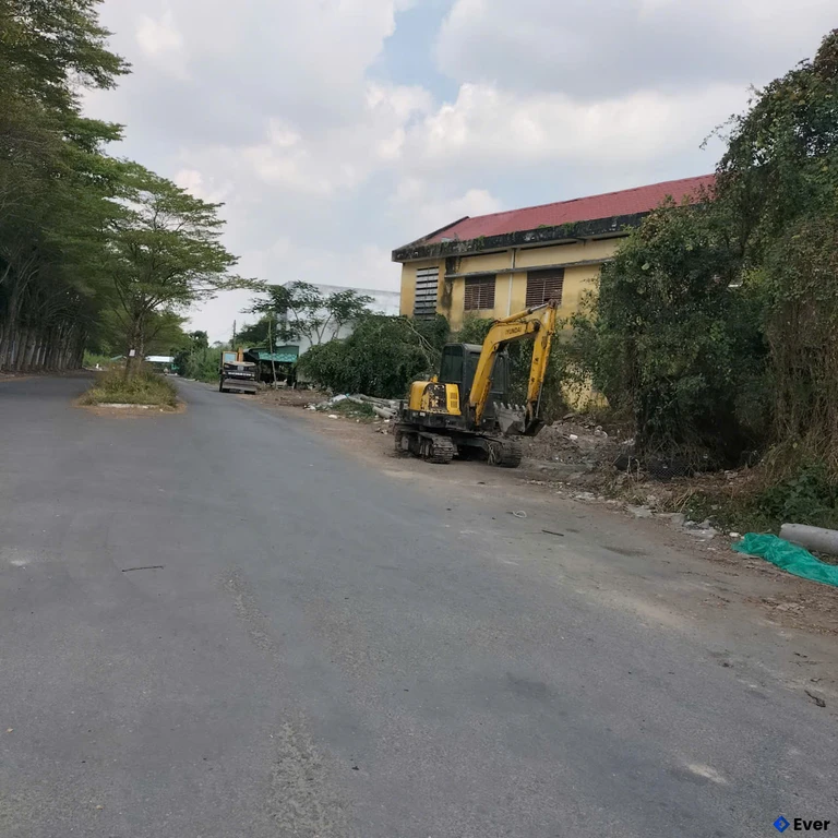 Xã Phú Hòa chú trọng đầu tư mở rộng và nâng cấp hệ thống đường giao thông nông thôn