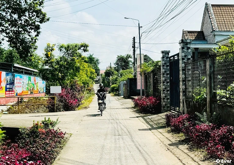 Xã Phú Lâm tập trung mở rộng và nâng cấp hệ thống giao thông nhằm tăng khả năng kết nối với các khu vực lân cận