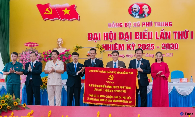 Xã Phú Trung tổ chức đại hội đại biểu lần thứ I, nhiệm kỳ 2025 - 2030