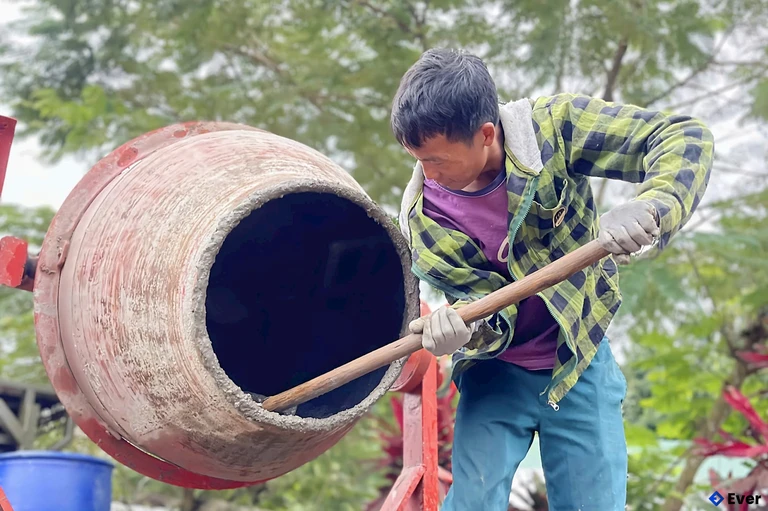 Xã Quảng Sơn đẩy mạnh xây dựng nông thôn mới, đặc biệt là các tuyến đường ở nông thôn