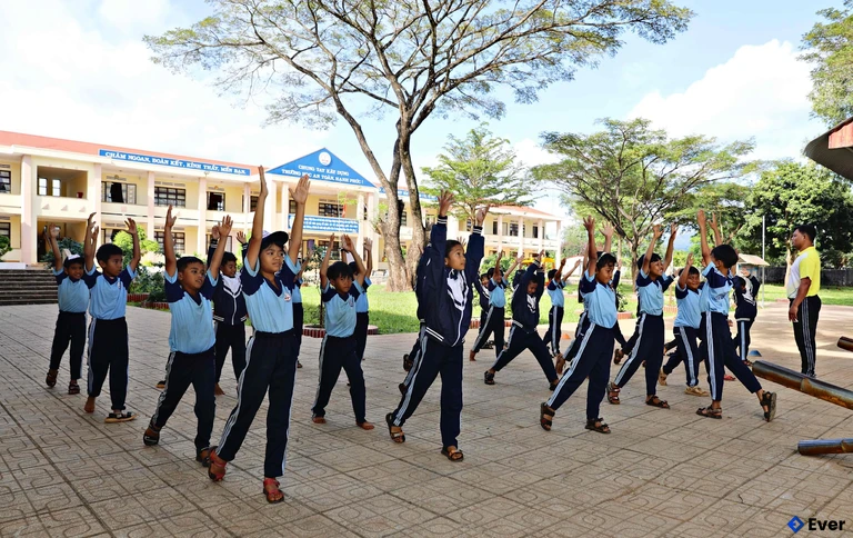 Xã Sơn Điền xác định lĩnh vực giáo dục và y tế là trụ cột an sinh lâu dài