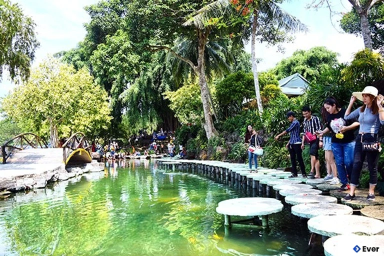 Xã Tân Phú được định hướng phát triển các loại hình du lịch sinh thái, du lịch nghỉ dưỡng