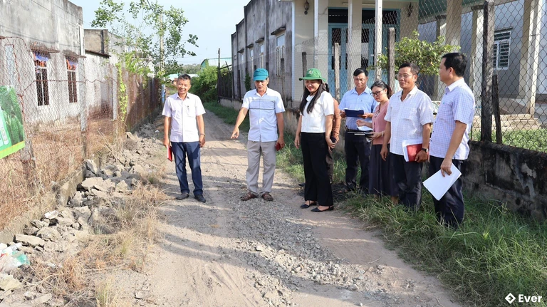 Xã Truông Mít tập trung nâng cấp hệ thống giao thông nội xã theo hướng đồng bộ