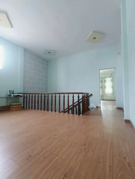 Nhà 1 lầu 5x20 (nở hậu 7,3m) 3pn 2wc Tô Ký