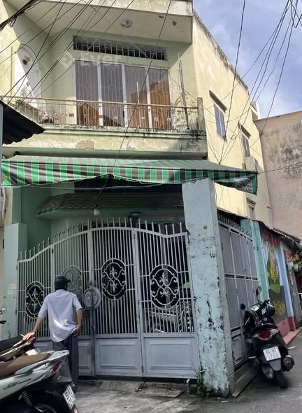 CĂN GÓC P6 TÂN BÌNH – ( 4.2 X 12M ) – HXH TỚI NHÀ – GIÁP BẮC HẢI Q10 – 3PN – NHỈNH 5 TỶ