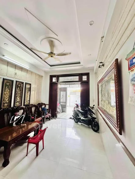 NHÀ 1 TRỆT 2 LẦU NGAY CHỢ TÂN HƯƠNG – HẺM 8M XE HƠI – GẦN MẶT TIỀN TÂN HƯƠNG — 80M2 A4 — XE HƠI ĐẬU