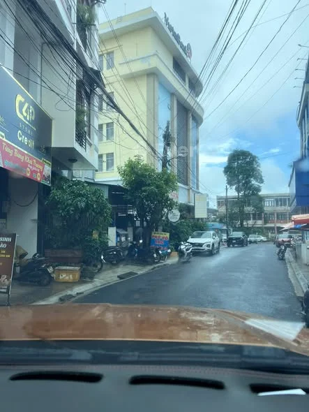 Cần bán thửa đất số 235 ngay mặt tiền đường Thành Thái