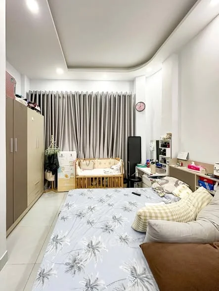 BÁN NHÀ LÔ GÓC 3 MẶT THOÁNG – HẺM XE HƠI – KHU KINH DOANH SẦM UẤT TRẦN HƯNG ĐẠO, QUẬN 1