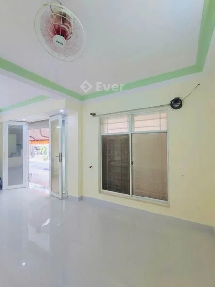 Nhượng lại nhà 3 tầng có sân thượng – Huỳnh Tấn Phát, sát Quận 7 – giá 5,75 tỷ