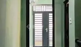 NHÀ HẺM 8M THÔNG ĐƯỜNG TÊN LỬA , 2 TẦNG , 53M2, CHỈ 5.x TỶ