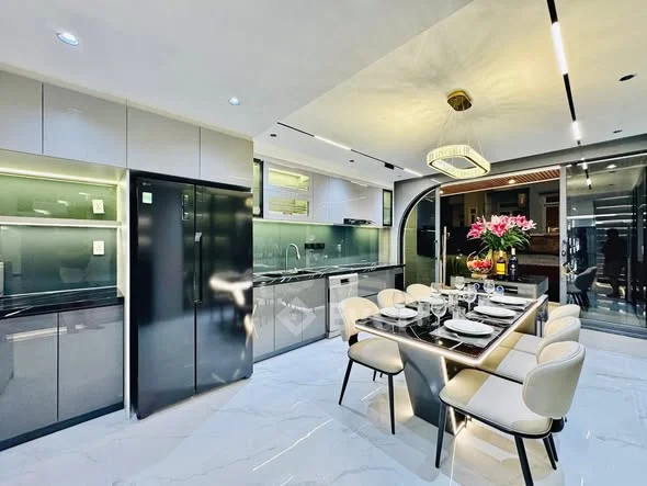 MẶT TIỀN THỤT-XÂY MỚI-FULL NỘI THẤT 6TẦNG THANG MÁY • ÔTÔ NGỦ TRONG NHÀ - GẦN CITYLAND #13TỶ300 - 13,3 tỷ - 67.2m²