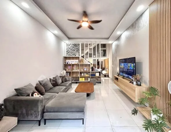 Bán nhà hẻm 8m ô tô tránh – Nguyễn Xí, Bình Thạnh – 64m² – 4 tầng – giá 11,65 tỷ