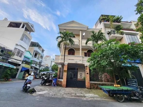 Căn góc 2 mặt tiền tại cư xá Chu Văn An, Bình Thạnh