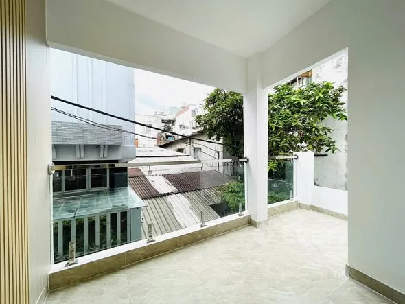 Nhà mới full nội thất cao cấp cần bán tại Hòa Hưng, Quận 10