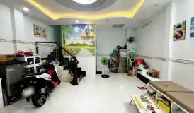 Địa chỉ: Xô Viết Nghệ Tĩnh, P.25, Bình Thạnh Vị trí: Hẽm trước nhà 4M, xe VF3 tới cửa, hẽm thông, gầ