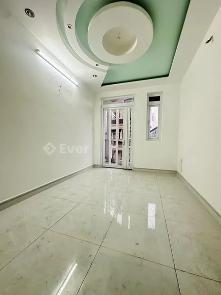 CÁCH MẠNG THÁNG 8, QUẬN 10 – HẺM THÔNG XE HƠI GẨN NHÀ - CÁCH MẶT TIỀN 100M - KHU DÂN TRÍ CAO