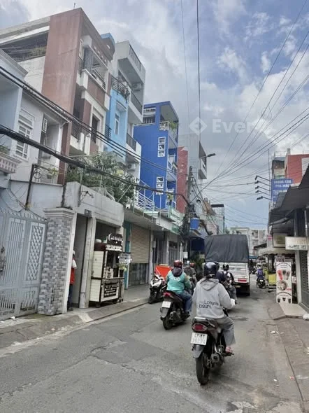 Bán nhà 3 tầng mặt tiền Võ Thành Trang – Ngã Tư Bảy Hiền, Tân Bình – chỉ 9.8 tỷ