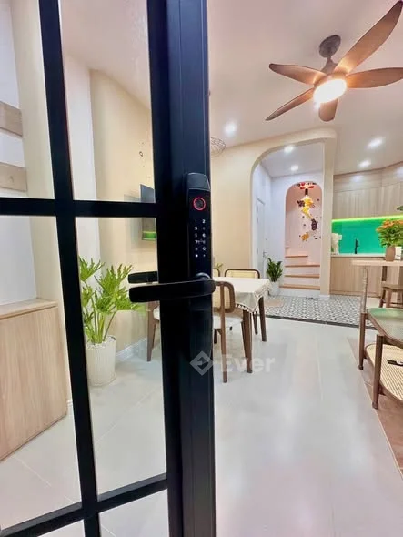 LÔ GÓC 2 MẶT THOÁNG Q3 - 3 TẦNG FULL NỘI THẤT CAO CẤP