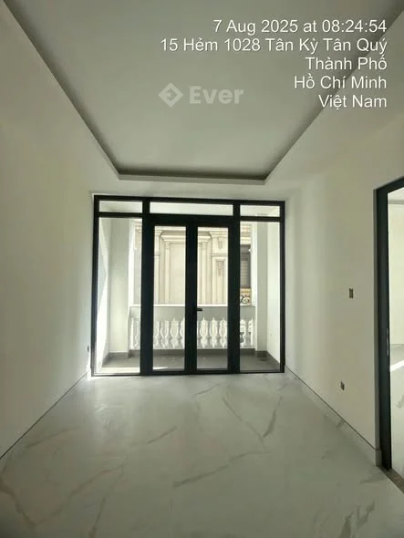 Chị chủ kẹt vốn bán tháo . cho khách chốt sớm