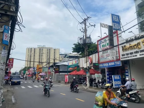 BÁN GẤP NHÀ 2 TẦNG 64m2(4x16)-HẺM RỘNG 8m-TẠI PHAN HUY ÍCH F15- Q. T BÌNH