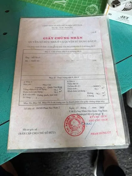 Kết cấu: nhà 1 trệt 1 lửng xác định bán vị trí.