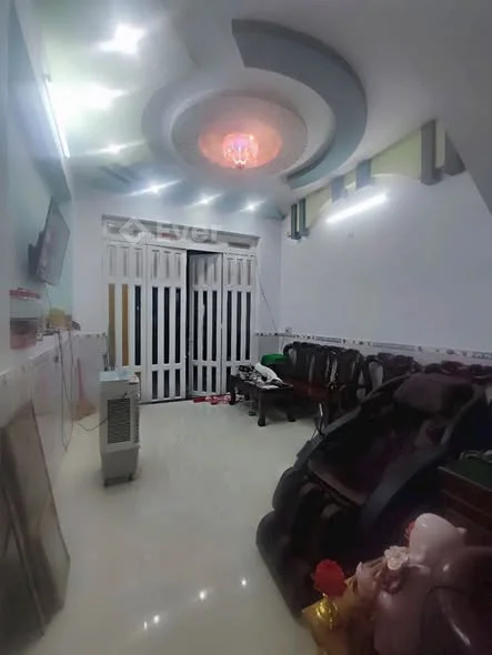 NHÀ ĐẸP SHR - GIÁ CHỈ 3 TỶ 990 TRIỆU (CÒN BỚT)