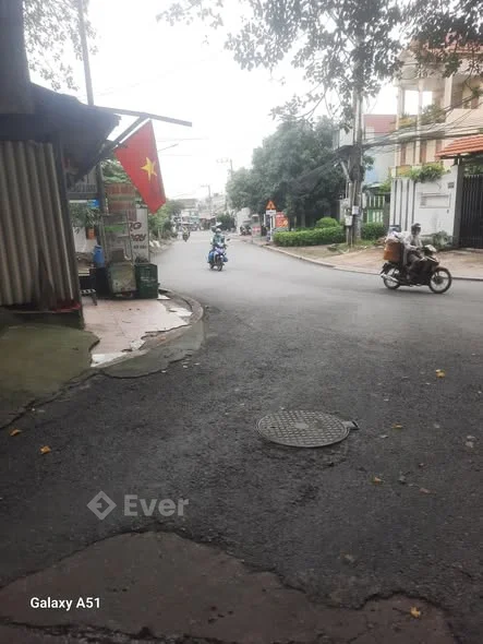 Cần bán mảnh đất sát mặt tiền đường Cây Da -Phường Tân Đông Hiệp-Thành Phố Hồ Chí Minh