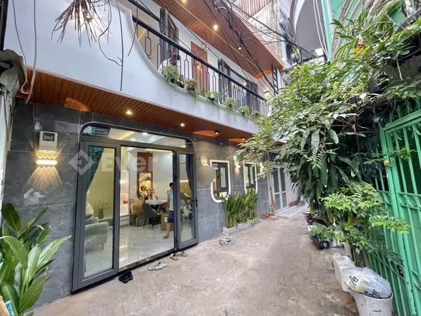 SIÊU PHẨM NGANG KHỦNG 7.6m – NHÀ ĐẸP HẺM 3M SÁT MẶT TIỀN HOÀNG HOA THÁM, P5, BÌNH THẠNH – 2 TẦNG, 3P