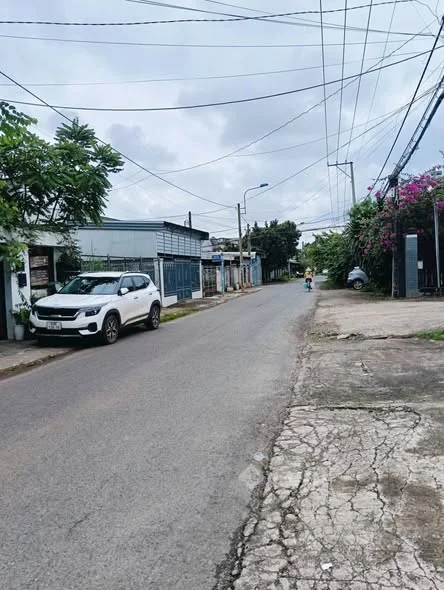 BÁN NHÀ MẶT TIỀN ĐƯỜNG NGUYỄN CHÍ THANH - VỊ TRÍ ĐẮC ĐỊA CHO KINH DOANH, BUÔN BÁN