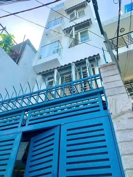 BÁN NHÀ TRẦN QUANG DIỆU, P.14, Q.3 – 5 TẦNG, 3 PHÒNG NGỦ – GIÁ CHỈ NHỈNH 5 TỶ