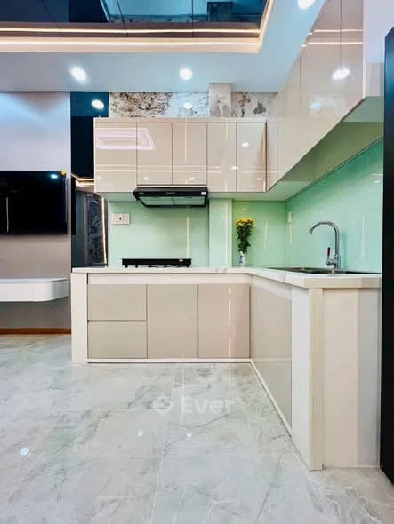 NGAY CV LÀNG HOA - SÁT MẶT TIỀN ĐƯỜNG - F8 GÒ VẤP - 3PN - FULL NỘI THẤT - 5,55 TỶ- - 5,55 tỷ - 30m²