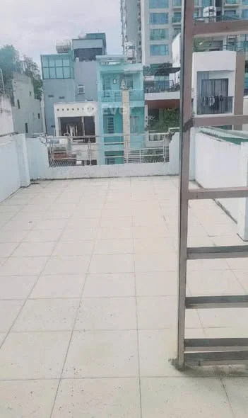 BÁN NHÀ THÀNH THÁI, P.14, Q.10 – 4 TẦNG BTCT – 3 PHÒNG NGỦ – GIÁ CHỈ 6,4 TỶ (BỚT LỘC)