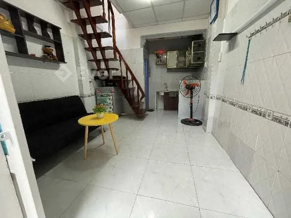 “Nhà trung tâm Quận 3, giá chỉ 2.35 tỷ – tin nổi không