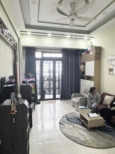 NHỈNH 6 TỶ - 4 X 15M - 4 TẦNG - HẺM XE HƠI THÔNG - TỈNH LỘ 10 SÁT TÊN LỬA