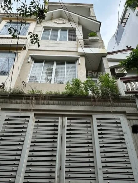 60M2 (4,3 x 14) 5 TẦNG - HẺM OTO HUỲNH VĂN BÁNH, PHÚ NHUẬN 9,9 t.ỷ 0764160689 Ngân