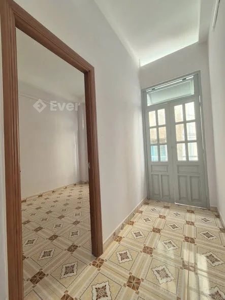 BÁN NHÀ SAU CĂN MẶT TIỀN Khu Chợ Vải (Chợ Tân Bình), Quận Tân Bình (CŨ).