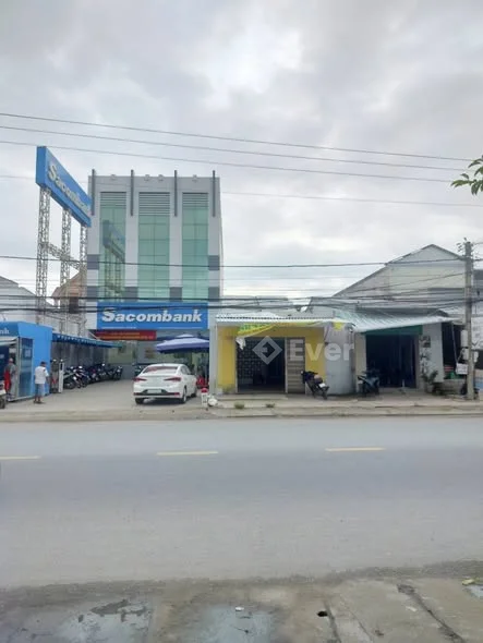 VỊ TRÍ ĐẸP MẶT TIỀN KINH DOANH ĐA NGÀNH XÁC BÊN CHỢ CÀNG LONG.