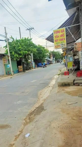 Bán nhà Mặt Tiền Hiệp Thành 13, Quận 12 Diện tích : 6.86m x 50m