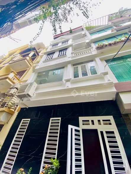 BÁN NHÀ CHDV 5 TẦNG – NGAY CÁCH MẠNG THÁNG 8, Q.10 – DT KHỦNG 6x15M – 10 PHÒNG KHAI THÁC ~500 TRIỆU/NĂM – GIÁ CHỈ HƠN 9 TỶ (THƯƠNG LƯỢNG)