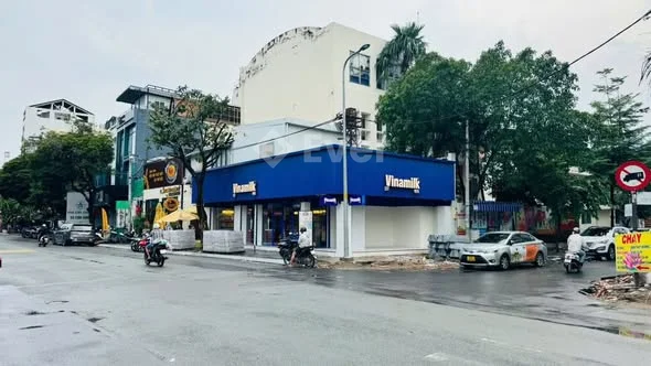 BÁN NHÀ GÓC 2 MẶT TIỀN – CỬU LONG, Q.10 Địa chỉ: 87 Cửu Long, P.15, Quận 10