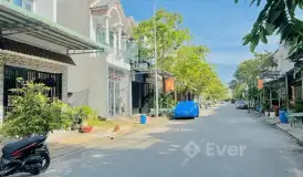 BÁN NHÀ 1 TRỆT 1 LẦU – KHU DÂN CƯ THÁI BÌNH DƯƠNG, TÂN PHƯỚC KHÁNH – ĐƯỜNG NHỰA 8M – CÓ SÂN THƯỢNG – GIÁ CHỈ 3,2 TỶ (THƯƠNG LƯỢNG)