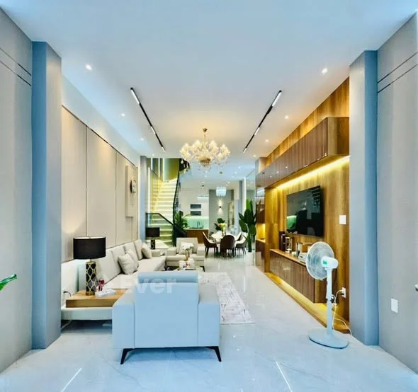 NHÀ ĐẸP RỘNG 12m GẦN CHỢ TÂN SƠN GÒ VẤP.