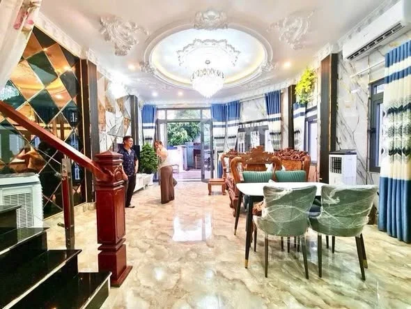 NHÀ 3 TẦNG MỚI ĐẸP – NGANG 5.2M – HẺM XE HƠI 6M – HUỲNH TẤN PHÁT, NHÀ BÈ – SỔ RIÊNG – GIÁ CHỈ 7 TỶ