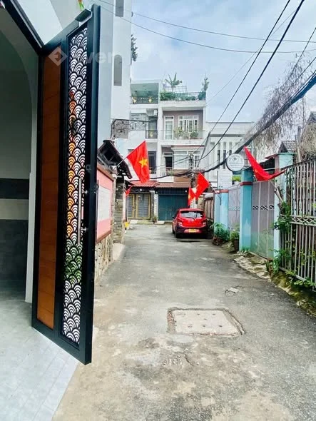 Sở hữu ngay tòa nhà 5 tầng mới 100% trung tâm Phan Huy Ích, Gò Vấp – sát